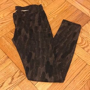 Vera Wang Princess - Black & Brown Feather Pants